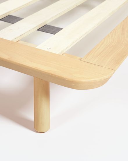 Кровать Anielle из массива ясеня 90 x 200 см