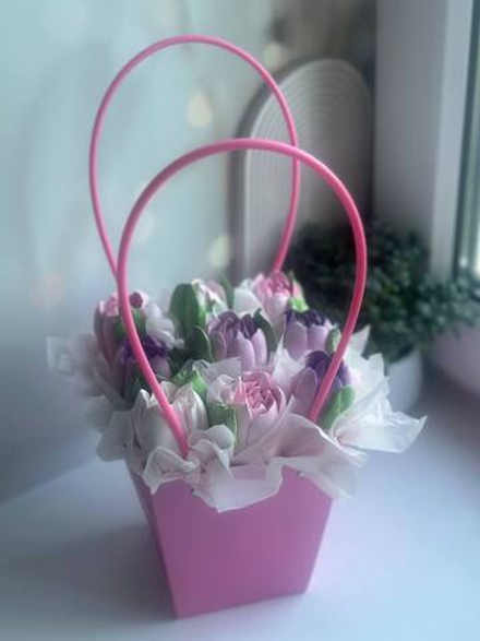 Зефирные тюльпаны в корзинке