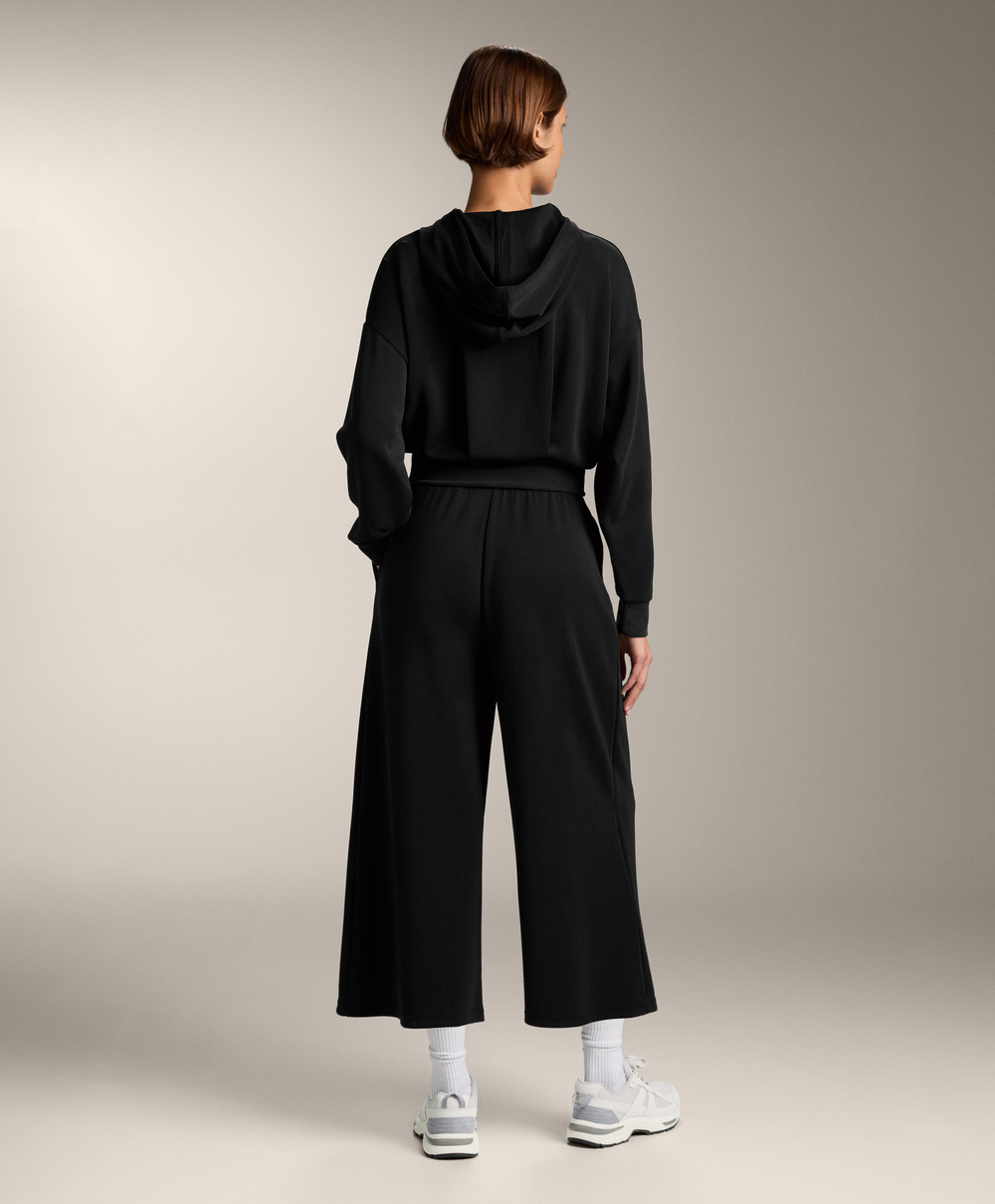 OYSHO Укороченные брюки с широкими штанинами с модалом, черный