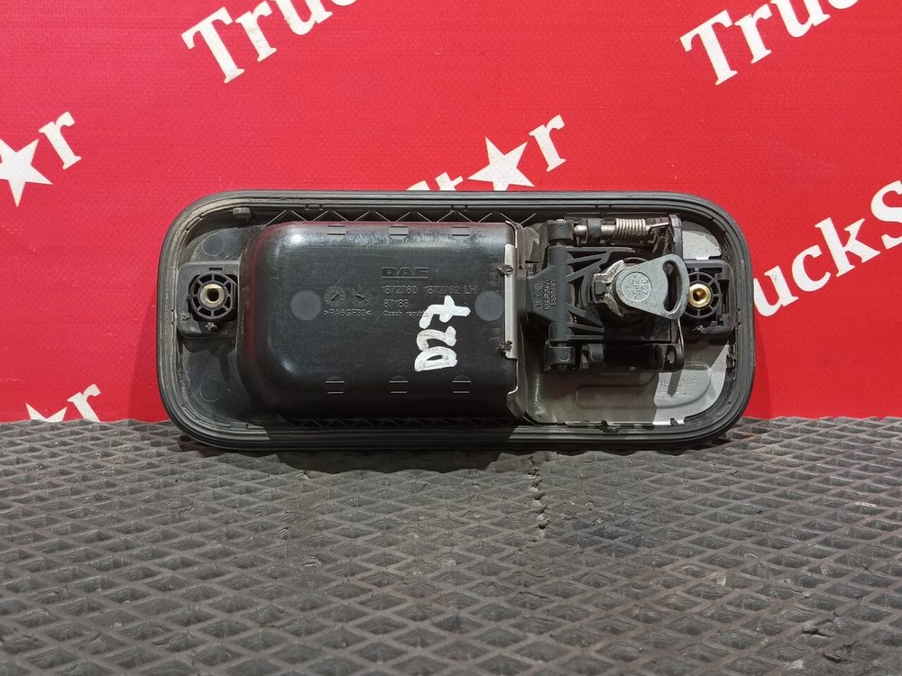 Ручка двери наружная левая 2020г