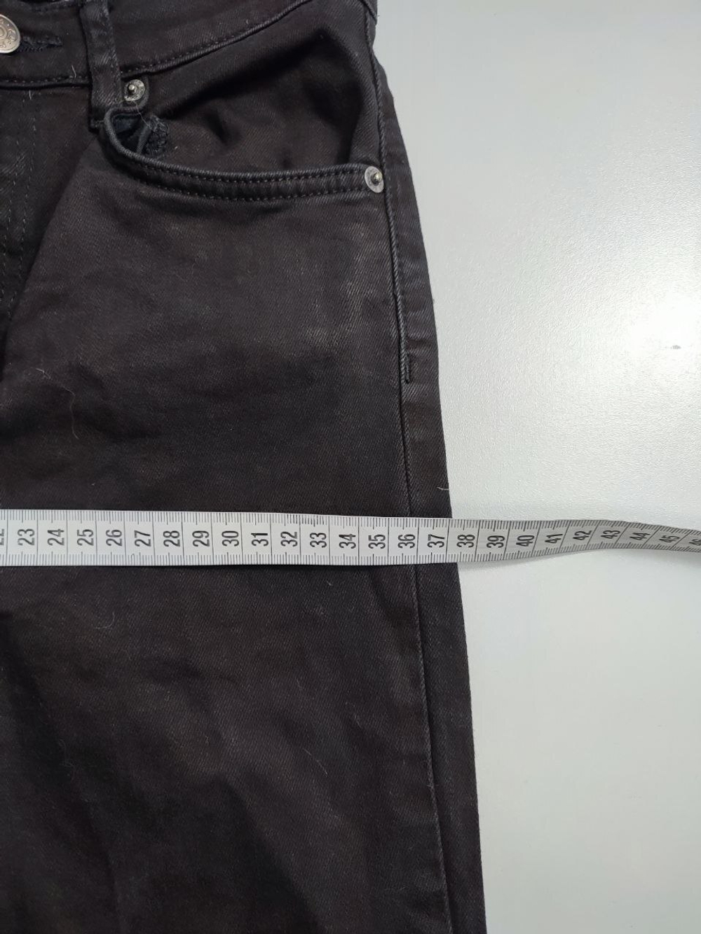 Джинсы NA-KD зауженные 36 размер