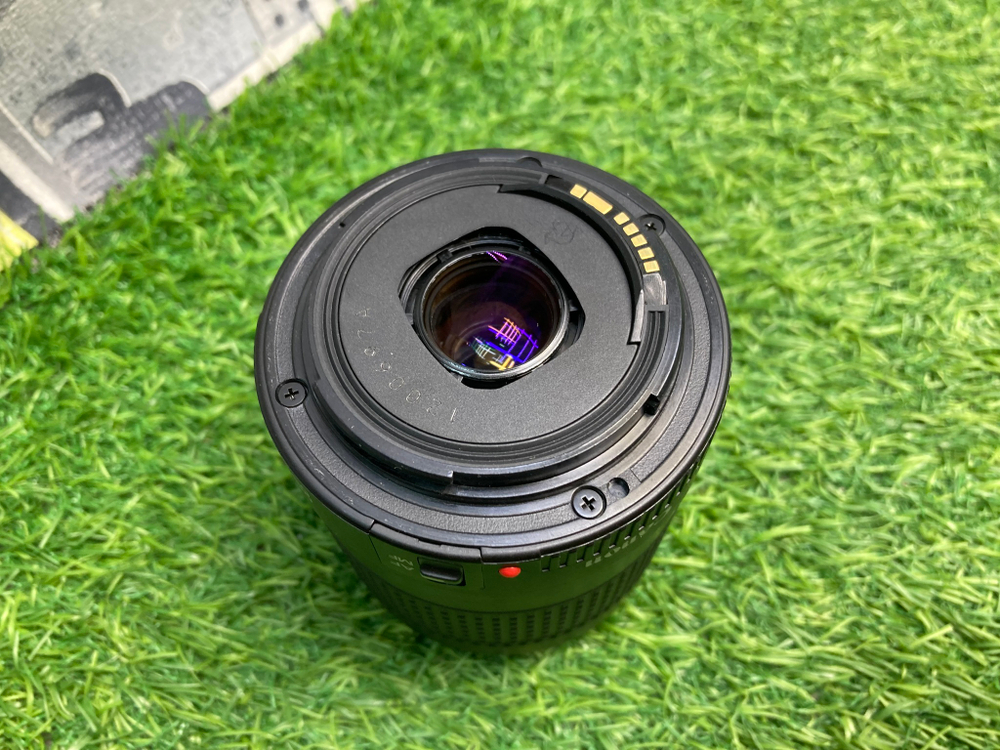 Canon EF 80-200mm 4.5-5.6 II