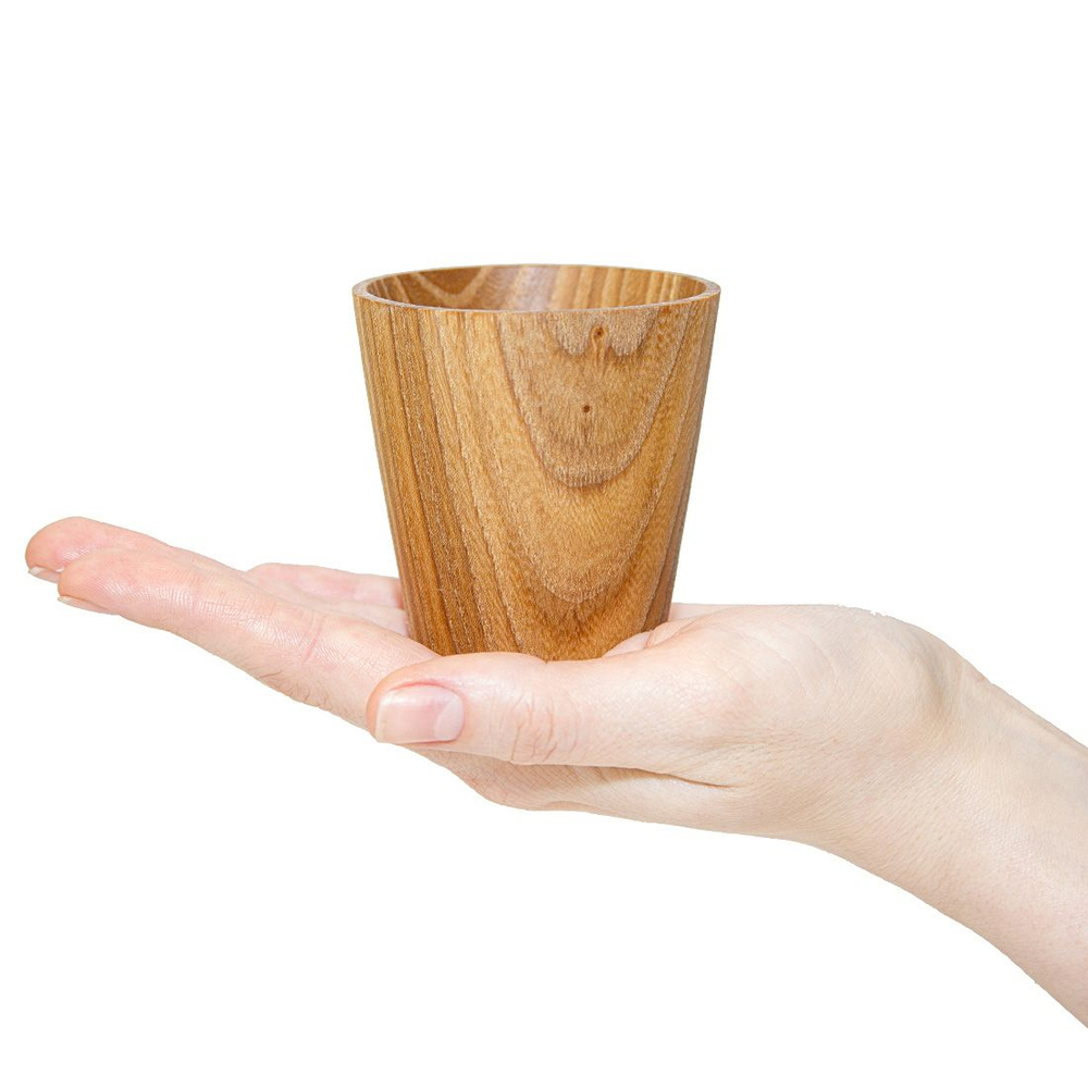 Деревянная рюмка (стопка, шот) из древесины сибирский вяз. R12