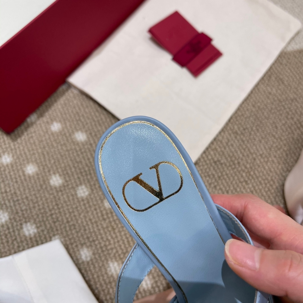 Valentino Garavani Roman Stud 8.5 cm