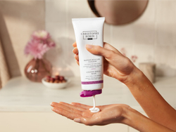 Christophe Robin Color Shield Mask with Camu-Camu Berries - питательная маска для окрашенных и мелированных волос /   200  ml  / GTIN 5056379590685