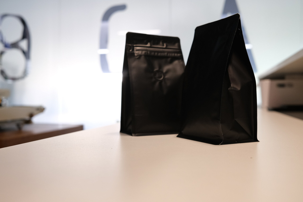 Пакет для кофе 0,25 кг (Квадропак — чёрный)