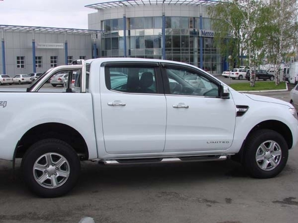Дефлекторы боковых окон SIM для Ford Ranger (2012-2015) арт.SFORAN1232
