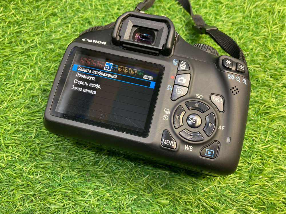 Canon 1100D + 18-55 (4000 кадров) Покупка/Продажа