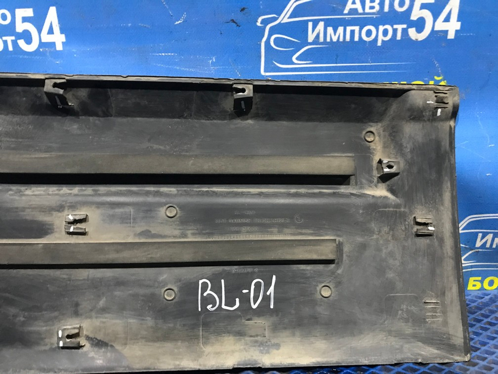 Накладка на дверь Kia SORENTO 2002-2009