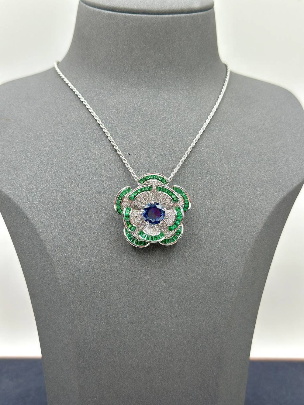Колье Bvlgari