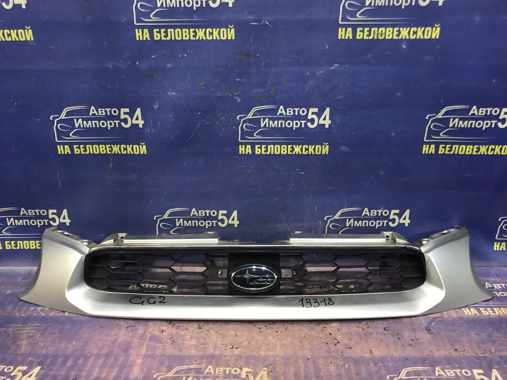 Решетка радиатора SUBARU IMPREZA 2000-2002
