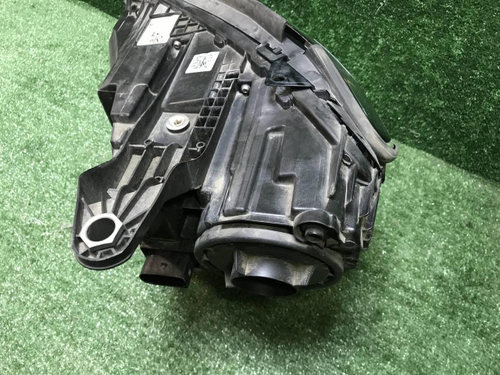 Фара правая Mercedes GLE V167 (2018-2024) LED
