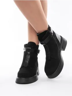 Зимние ботинки на высокой платформе