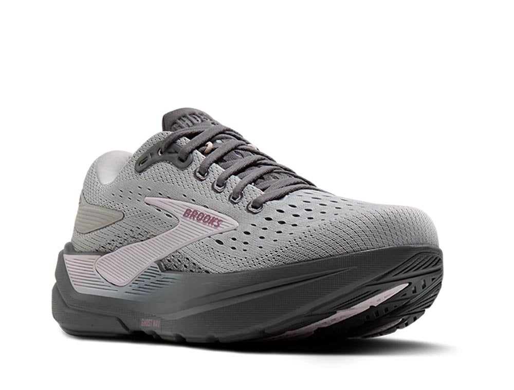 Кроссовки для бега женские Brooks Ghost Max 3 W светло-серые