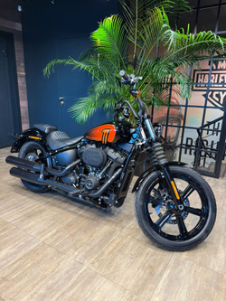 Street Bob 114 Harley-Davidson 2023 (Vivid Black)