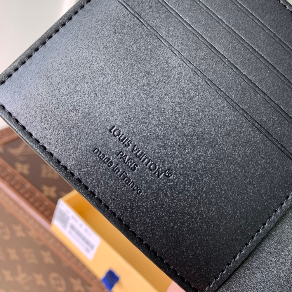 Louis Vuitton Marco Wallet