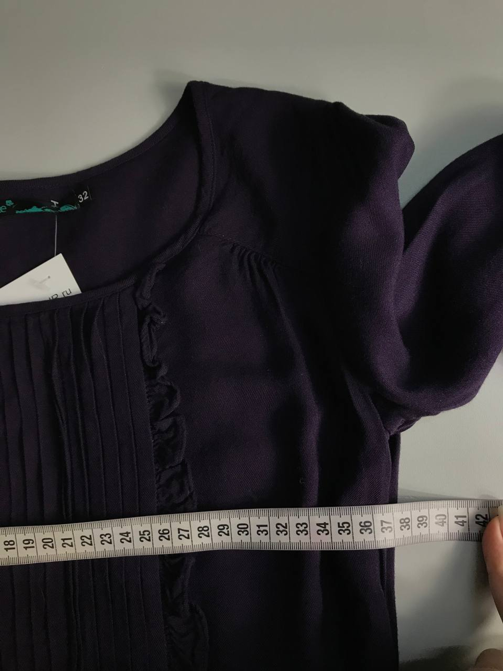 Платье Befree из вискозы в красивом оттенке 40 размер