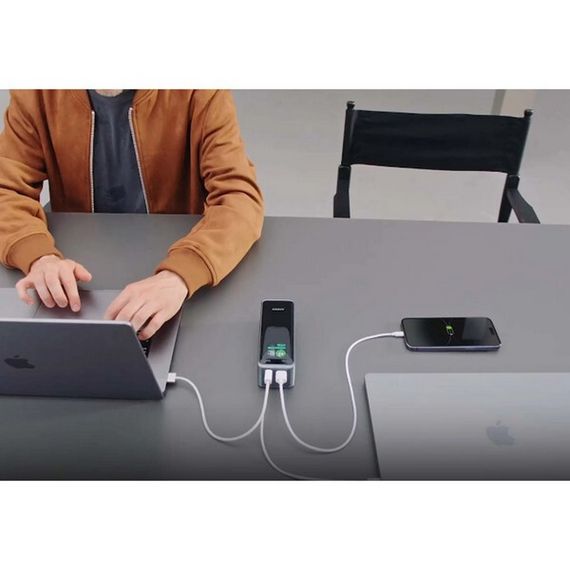 Внешний аккумулятор Anker 737 Prime Power Bank 27650mAh 250W (A1340011) черный