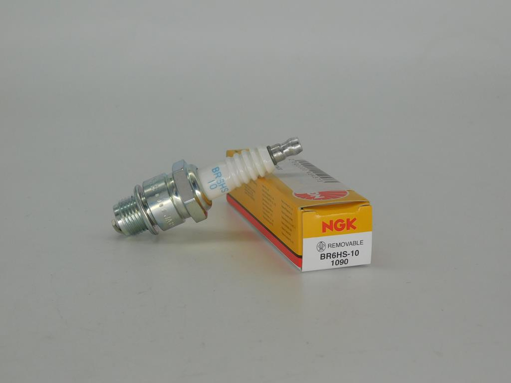 Свеча зажигания NGK BR6HS-10 1090 для лодочного мотора, Япония