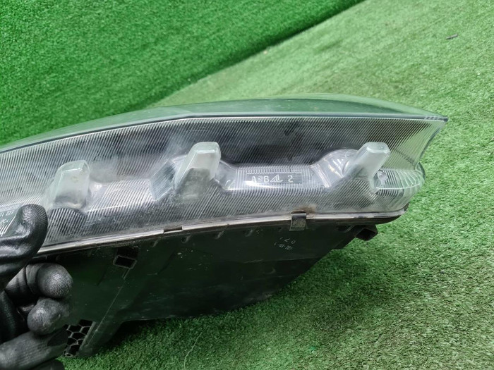 Фара правая Skoda Octavia A7 (13-17) галоген
