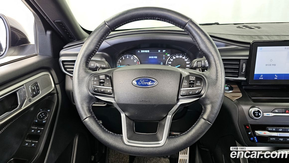 Ford Explorer 6 Generation 2.3 Limited 4WD (07.2020)