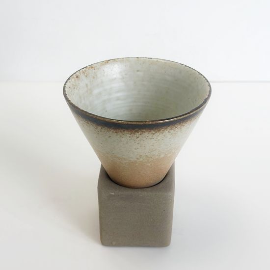 Керамическая кружка в японском стиле