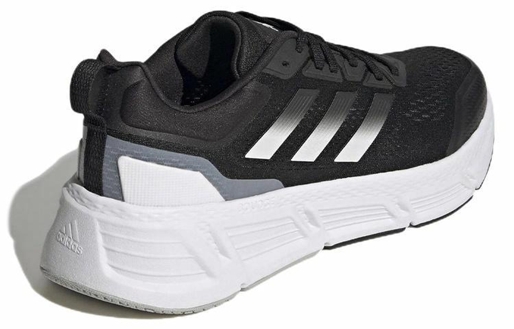 Кроссовки Adidas Questar