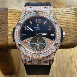 Часы Hublot