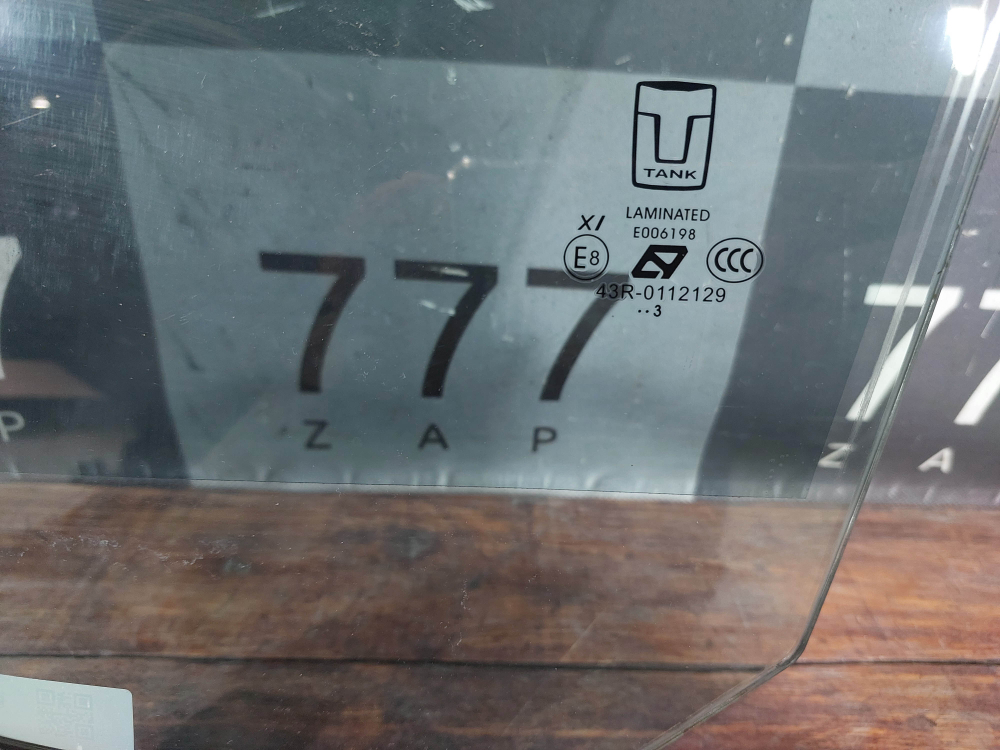 Стекло двери передней левой двойное Tank 500 21-нв Б/У Оригинал 6103101XKV3AA