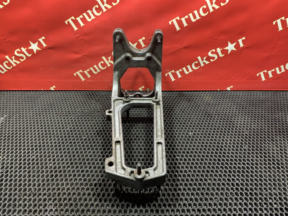 Кронштейн блока управления шасси