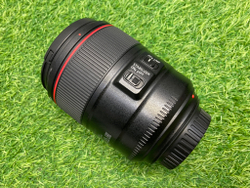 Canon EF 85mm 1.4L IS USM