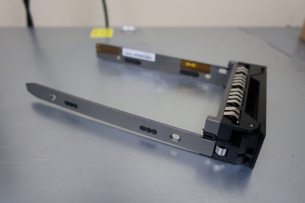 Салазки для HDD Lenovo 3.5 LFF 03X3835