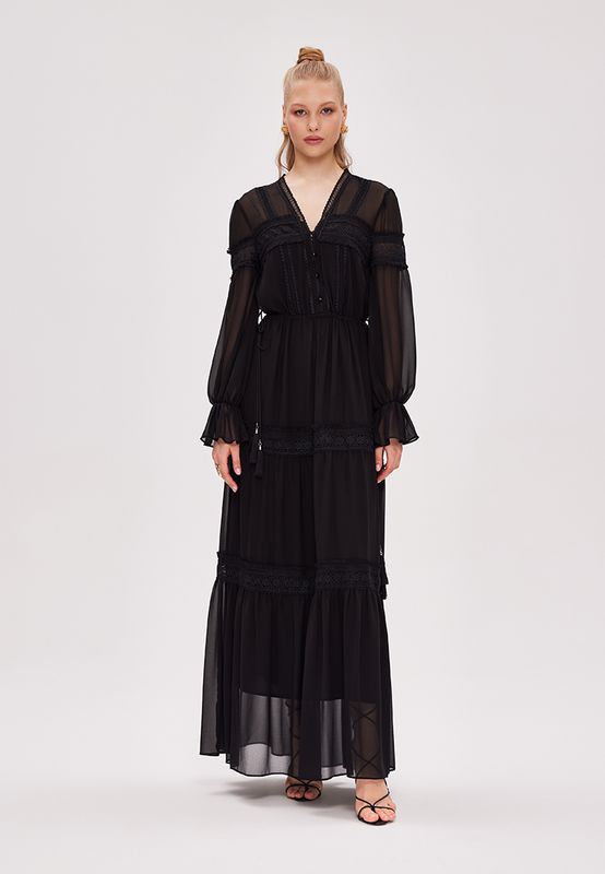 Платье шифоновое с кружевной отделкой