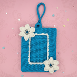 Картхолдер (вязаный) голубой с цветочками