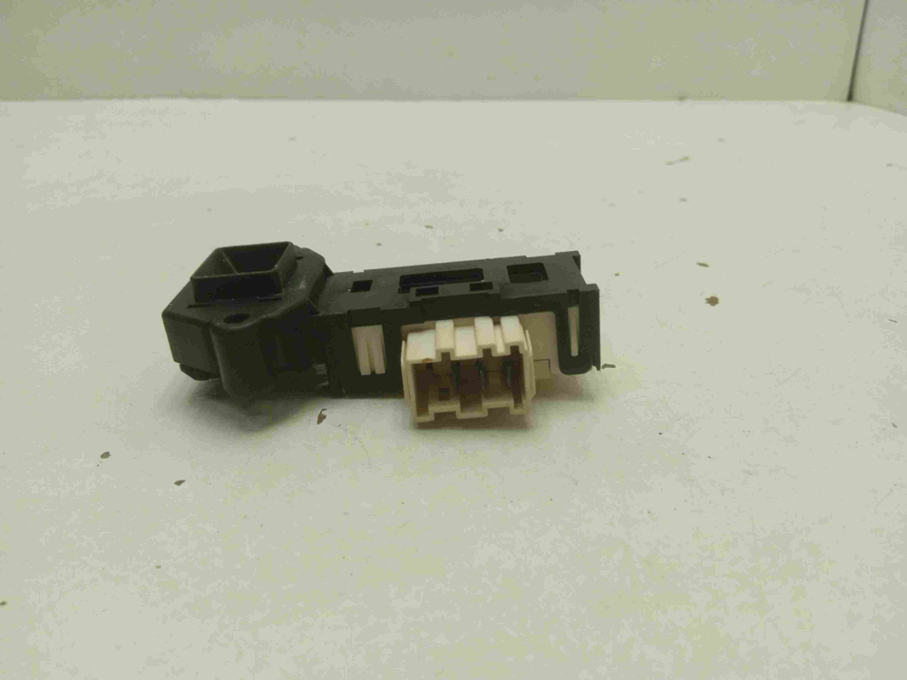 F1043 кт211 Блокировка люка для стиральной машины Samsung F1043 б/у