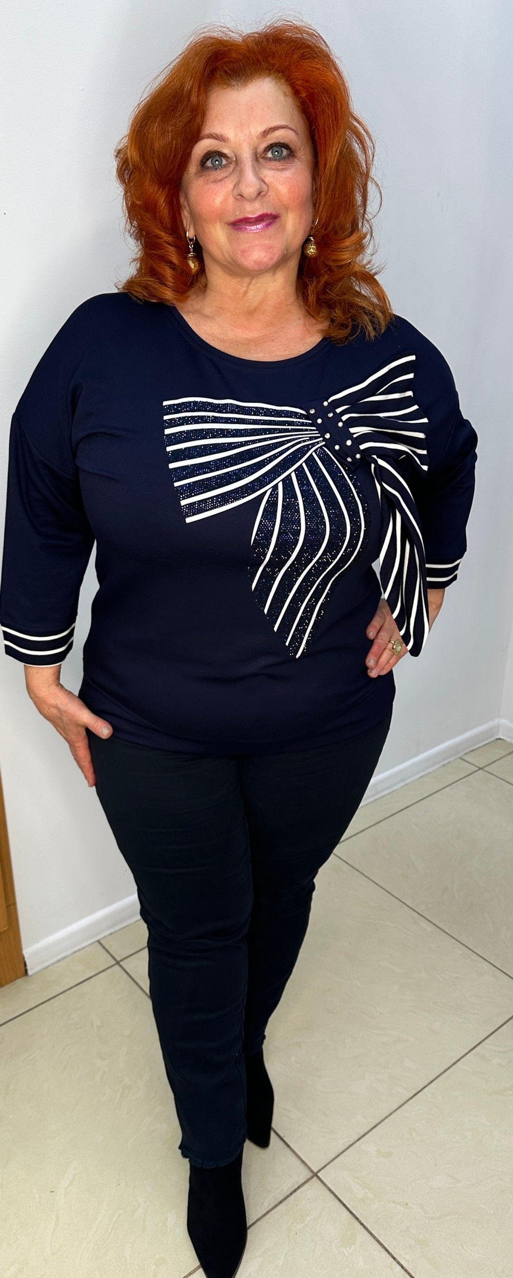 Темно-синий нарядный блузон с белым полосатым бантом