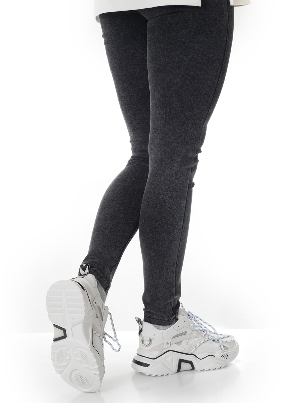 Кроссовки женские SOLO SONG DMG22-1