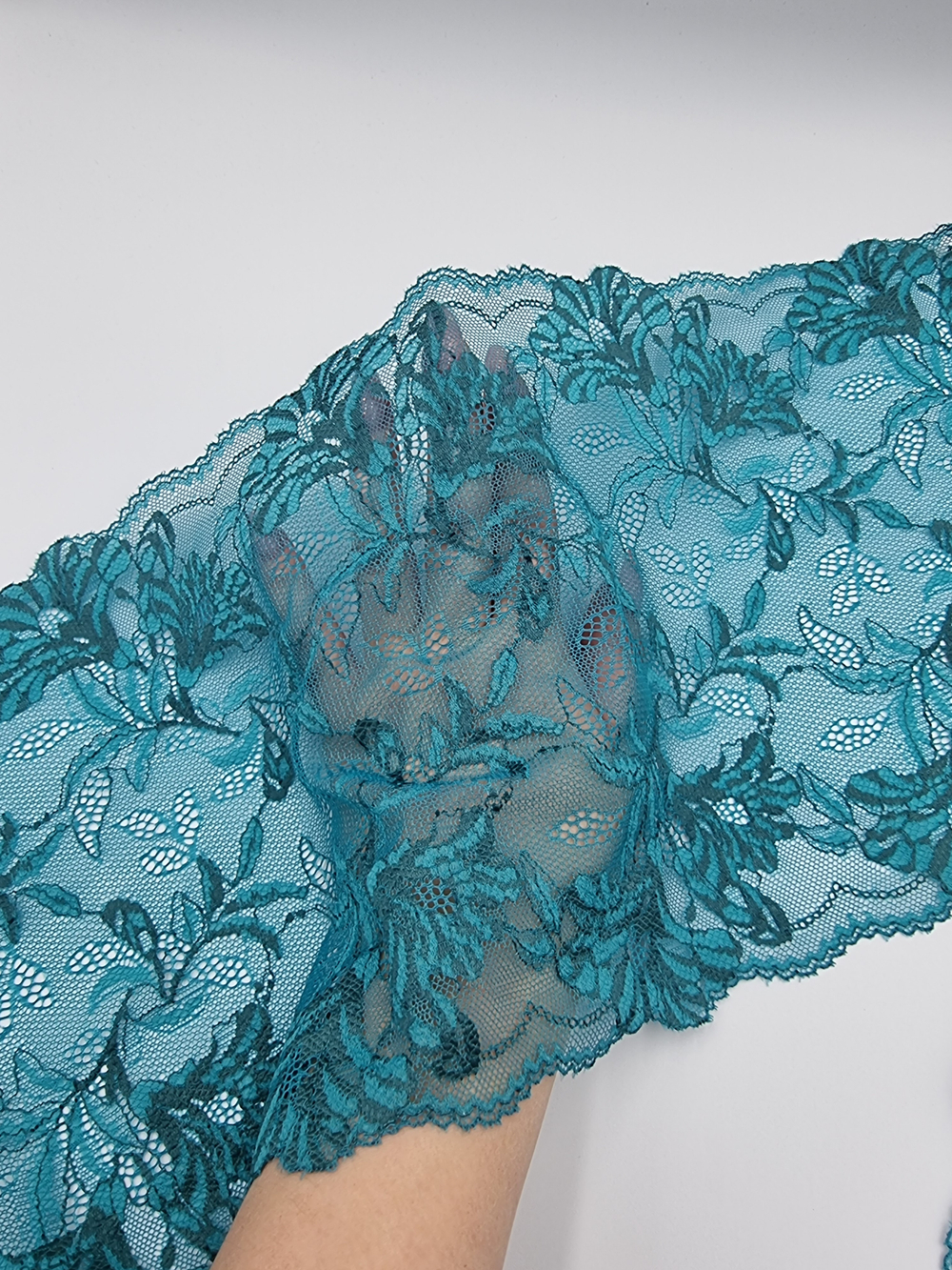 Кружево эластичное морская волна КС186 (21 см)