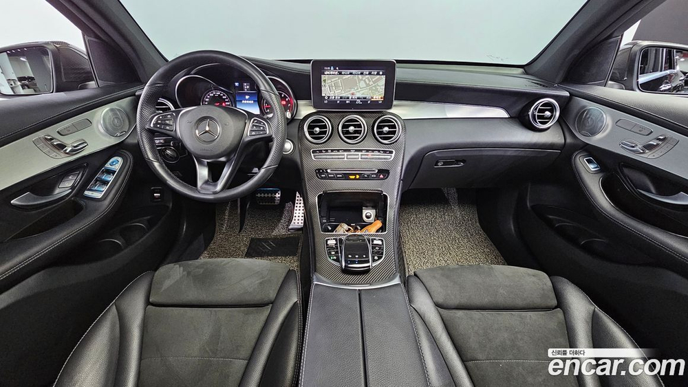 Mercedes-Benz GLC-Class X253 GLC300 4MATIC AMG Line Coupe (09.2019)