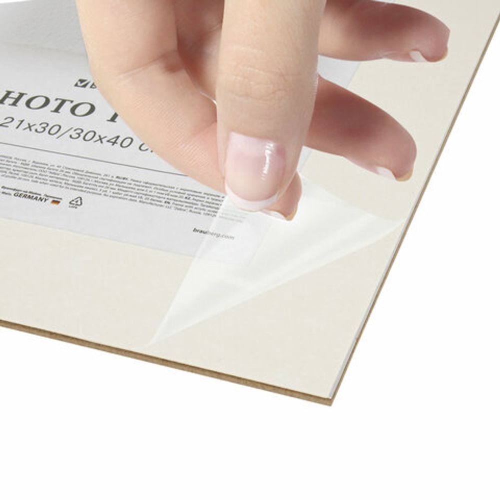 Рамка 30х40 см с паспарту 21х30 см, небьющаяся, багет 26 мм, МДФ, BRAUBERG "Ambassador", белая, 391368