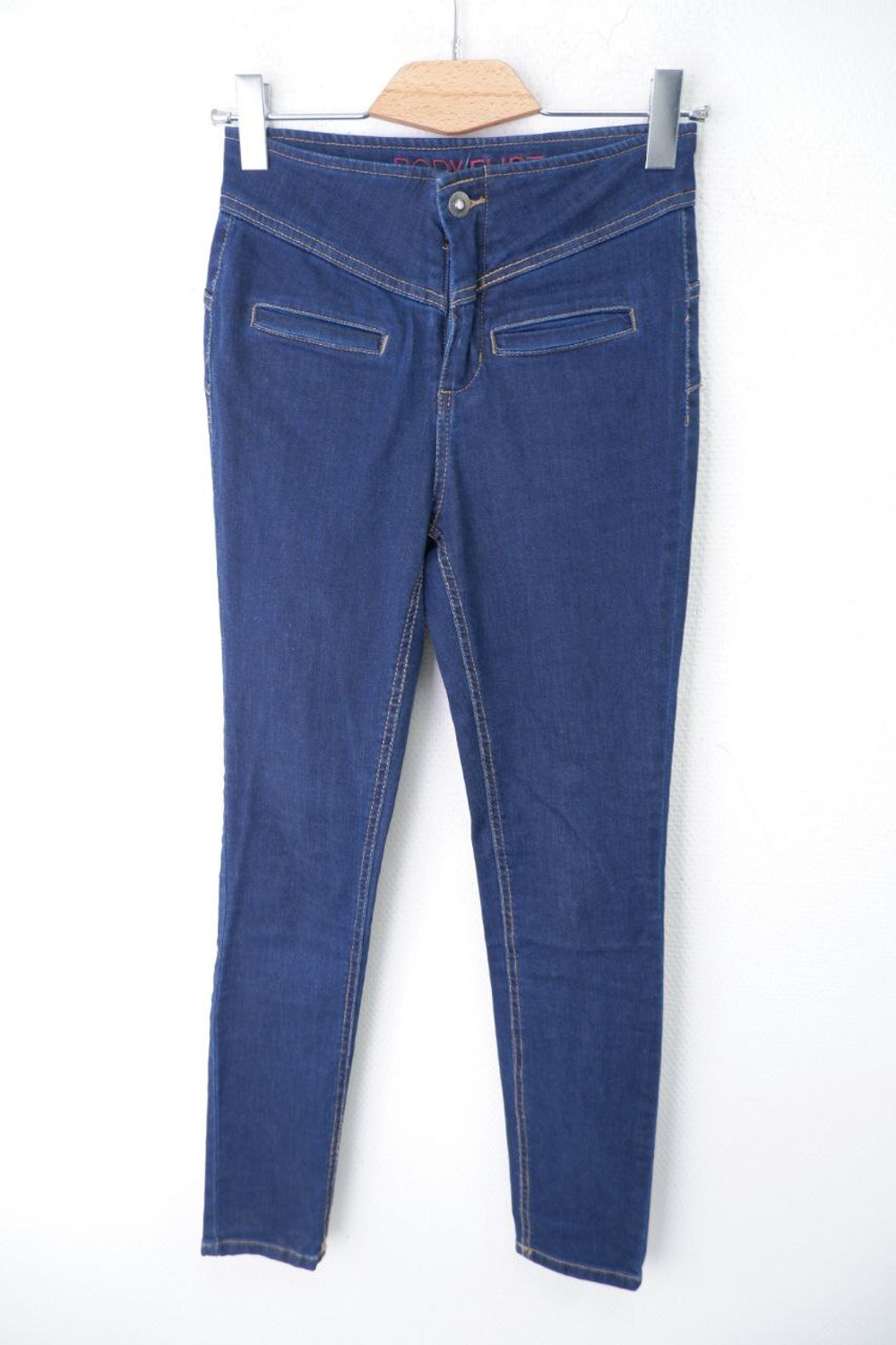 Джинсы BodyFlirt темно-синие 40 размер