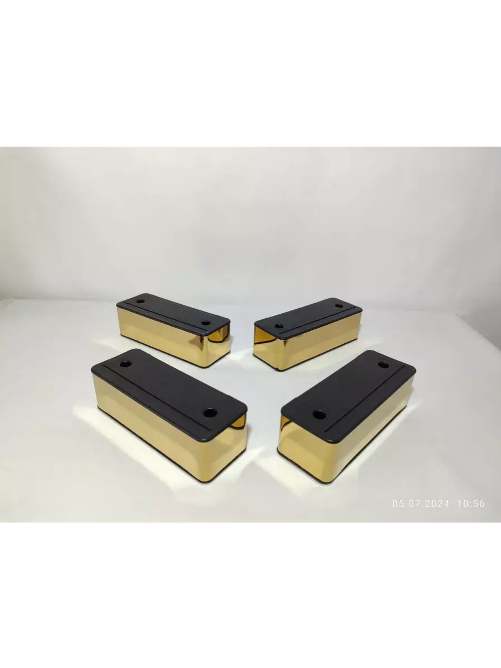 Мебельные ножки пластиковые для дивана шкафа и тумбочки