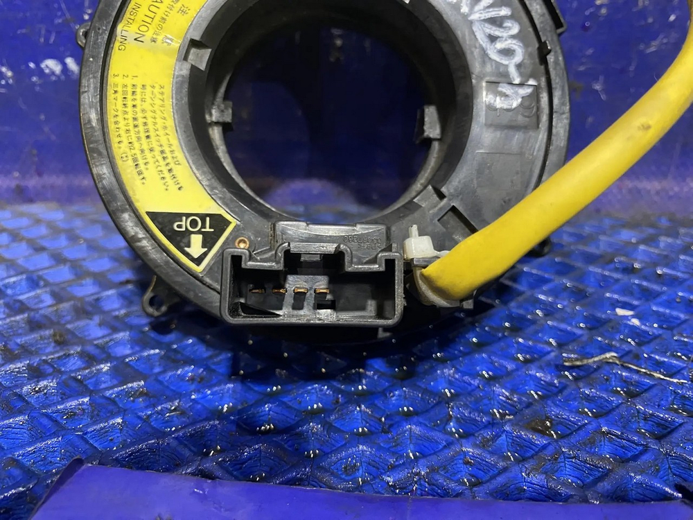 Шлейф подрулевой TOYOTA CAMRY GRACIA 1999