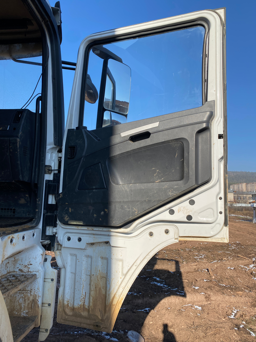 Shacman (Shaanxi) SX* 6x6 Самосвал SX32586T385 (Дизельный, 11,6 л, 369 л.с., МТ)