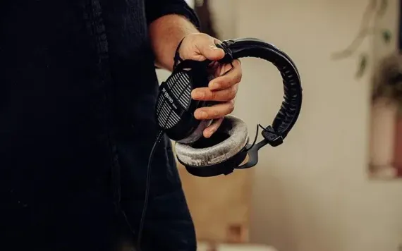 Beyerdynamic DT 990 PRO Black Limited Edition / 80 ohm
