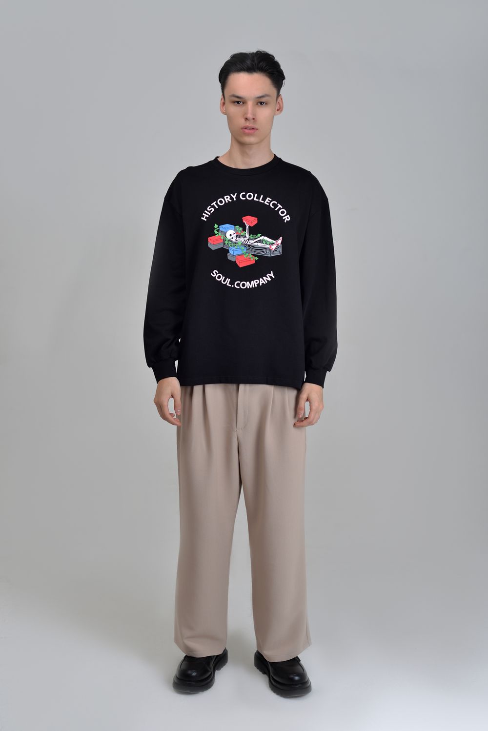 Лонгслив History Collector