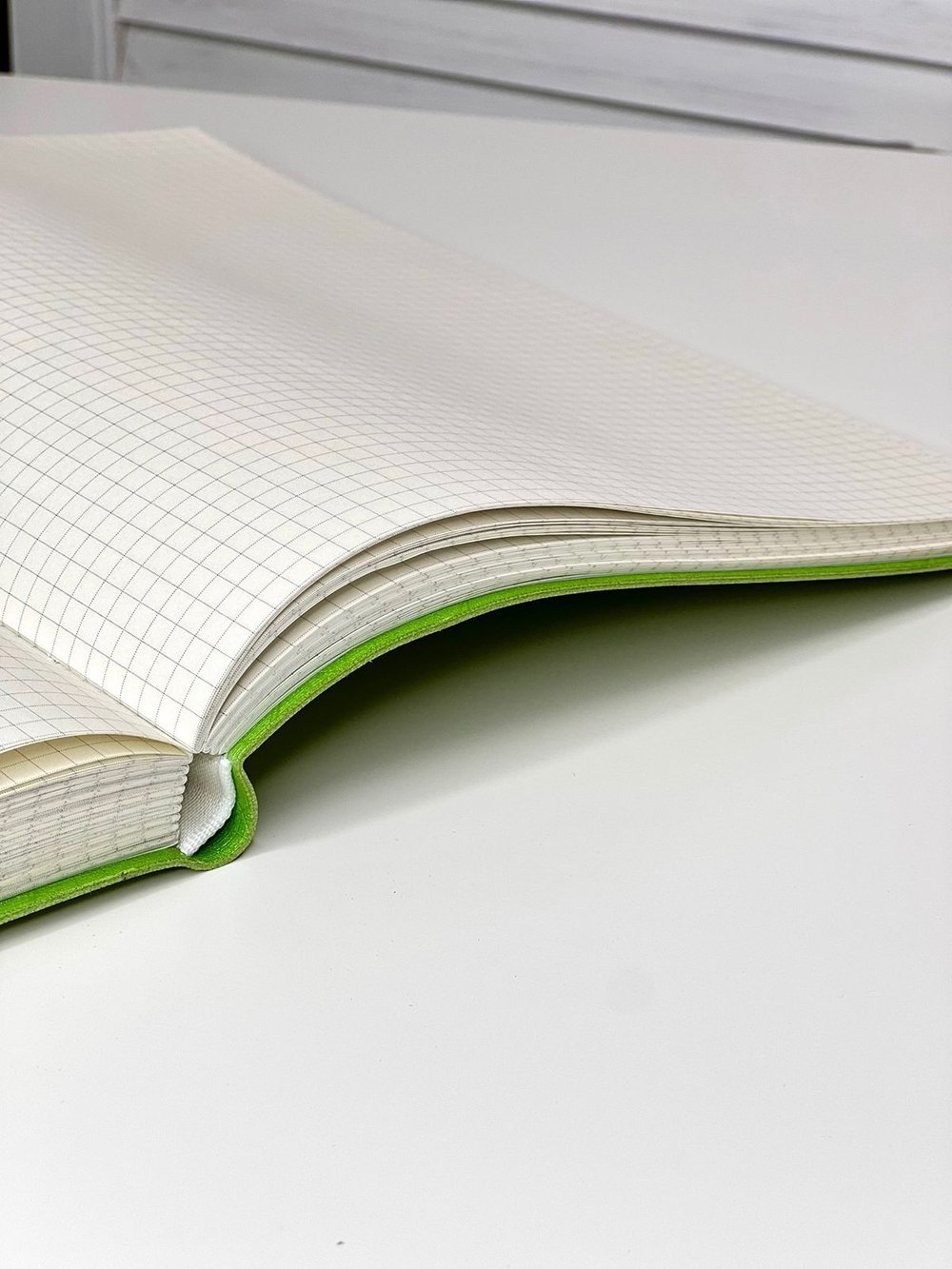 Блокнот А4 200л. (400страниц) в клетку без рамки Светло зеленый (К44-912КБР)