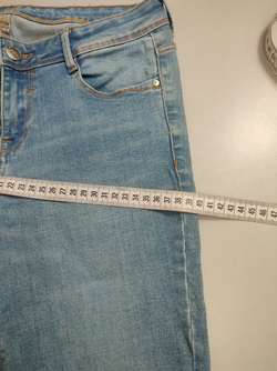 Джинсы узкие на 12-15 лет