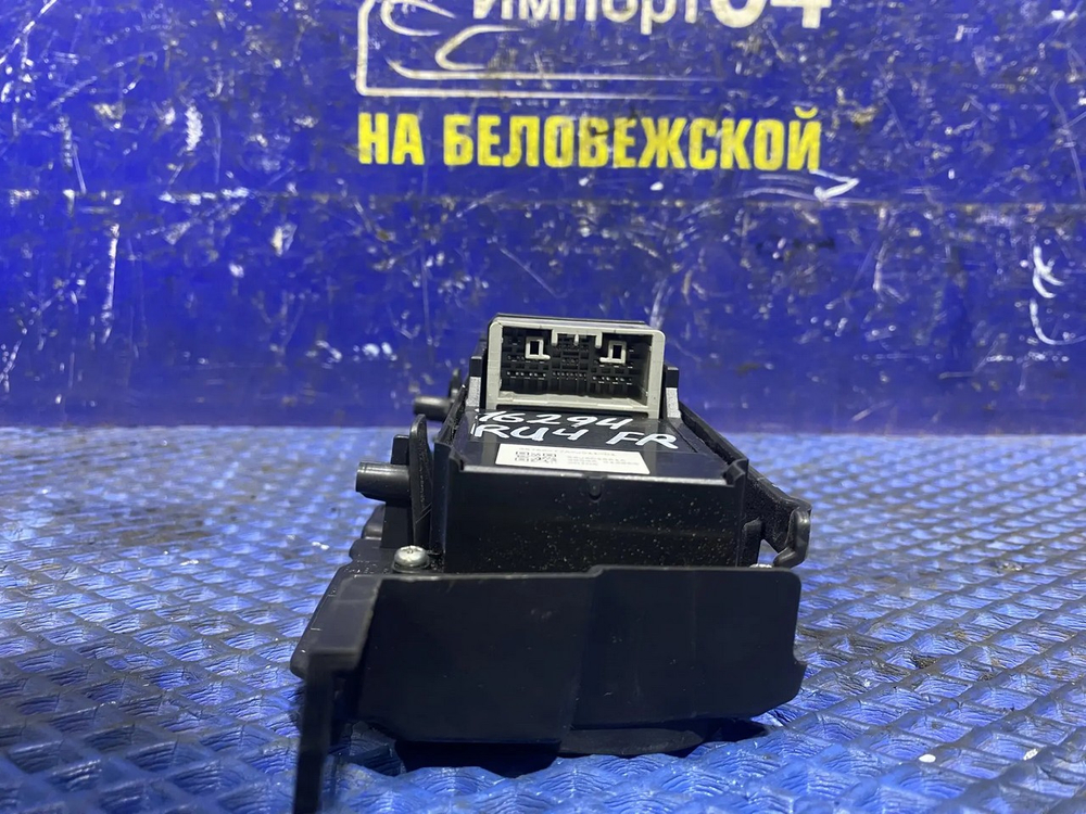 Блок управления стеклоподъемниками Honda VEZEL 2013-2018