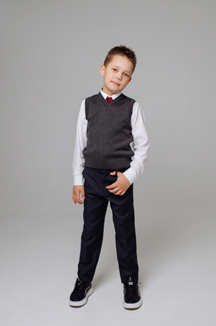 Жилет детский трикотажный серый